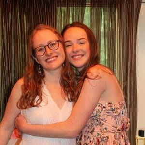 Meet your Posher, Caitlin